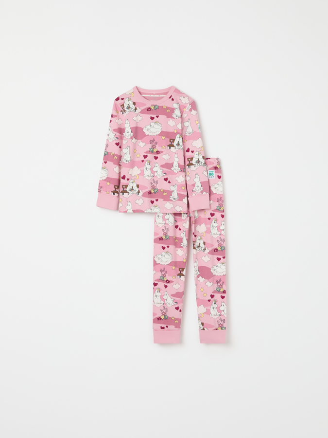 Pyjama muumikuviolla