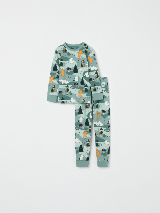 Pyjama muumikuviolla