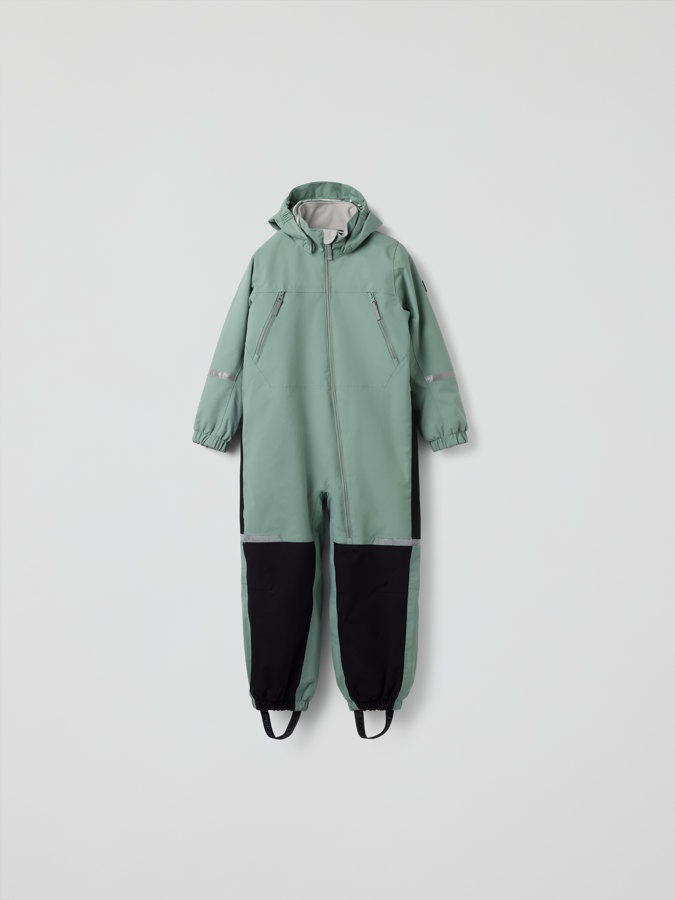 Kuorihaalari vuorilla 2in1 vedenpitävä Kuorihaalari vuorilla 2in1 vedenpitävä