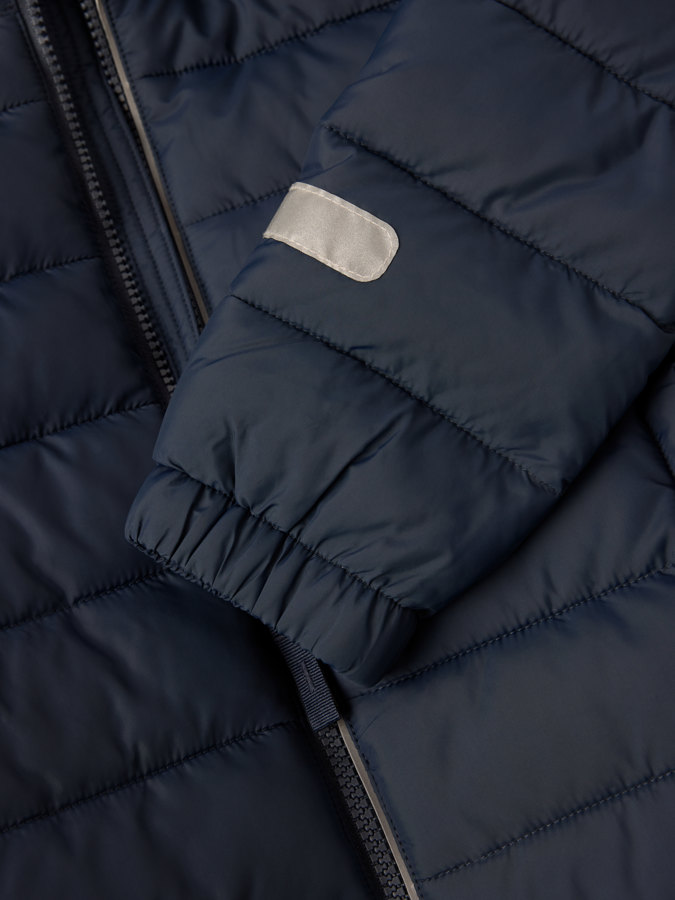 Kevyttoppatakki Kevyttoppatakki