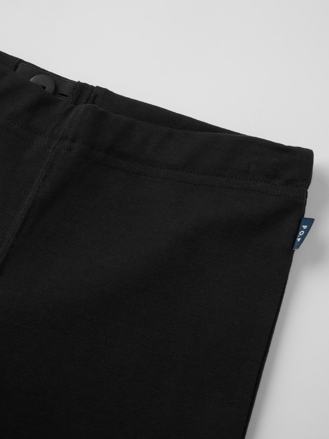 PLAY leveälahkeiset leggingsit PLAY leveälahkeiset leggingsit