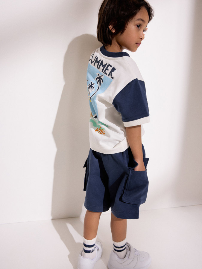 Sweatshirt T-paita Sweatshirt T-paita