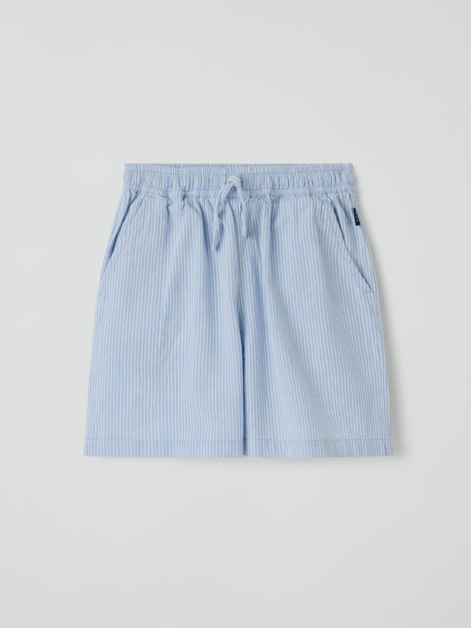 Raidalliset shortsit Raidalliset shortsit