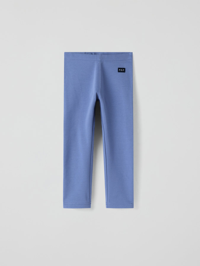 Yksiväriset leggingsit Yksiväriset leggingsit